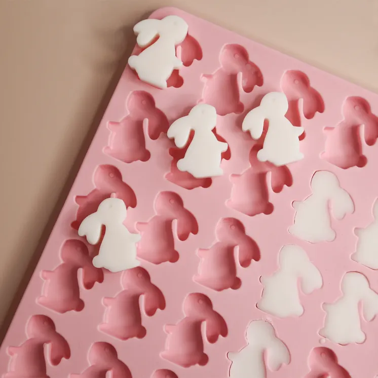 Forma silikonowa mata do wosków zapachowych - Króliczki