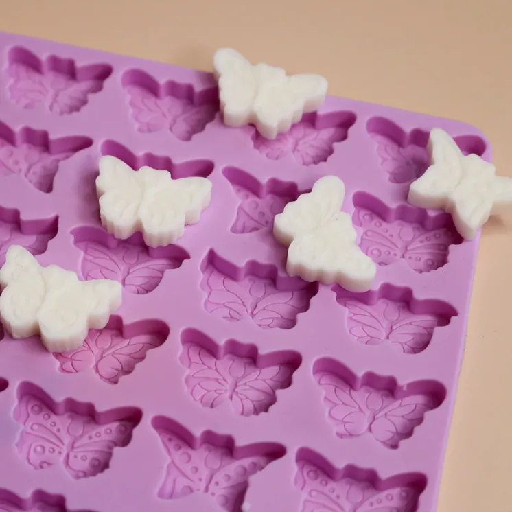 Forma silikonowa mata do wosków zapachowych - Motylki