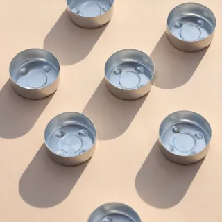 Pojemnik aluminiowy Tealight do świec podgrzewaczy | Blaszki tealight