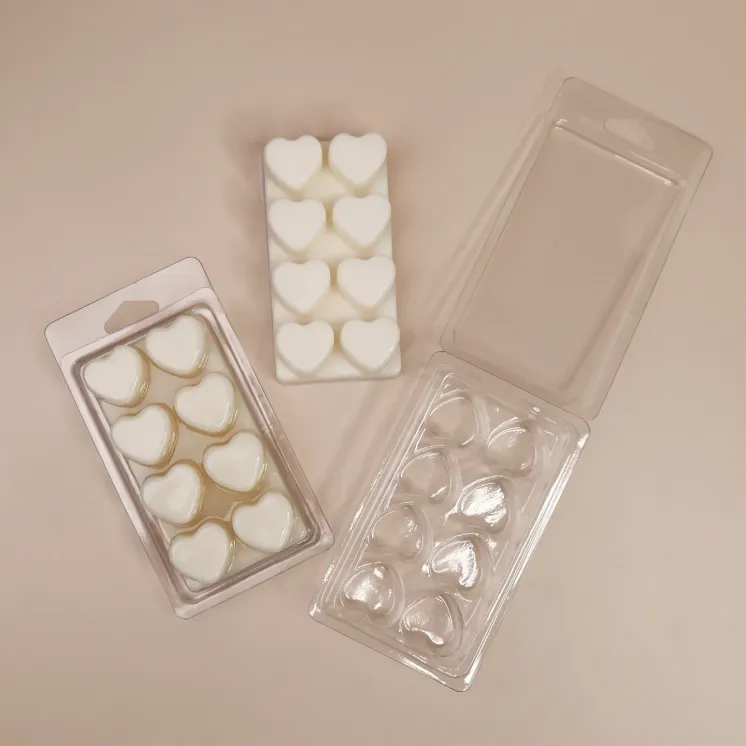 Clamshell 8 kostek do wosków zapachowych wax melts - serca