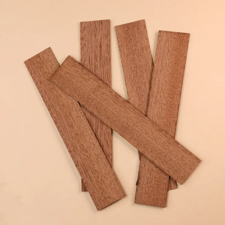 Knoty drewniane egzotyczne - szerokość 2.5 cm
