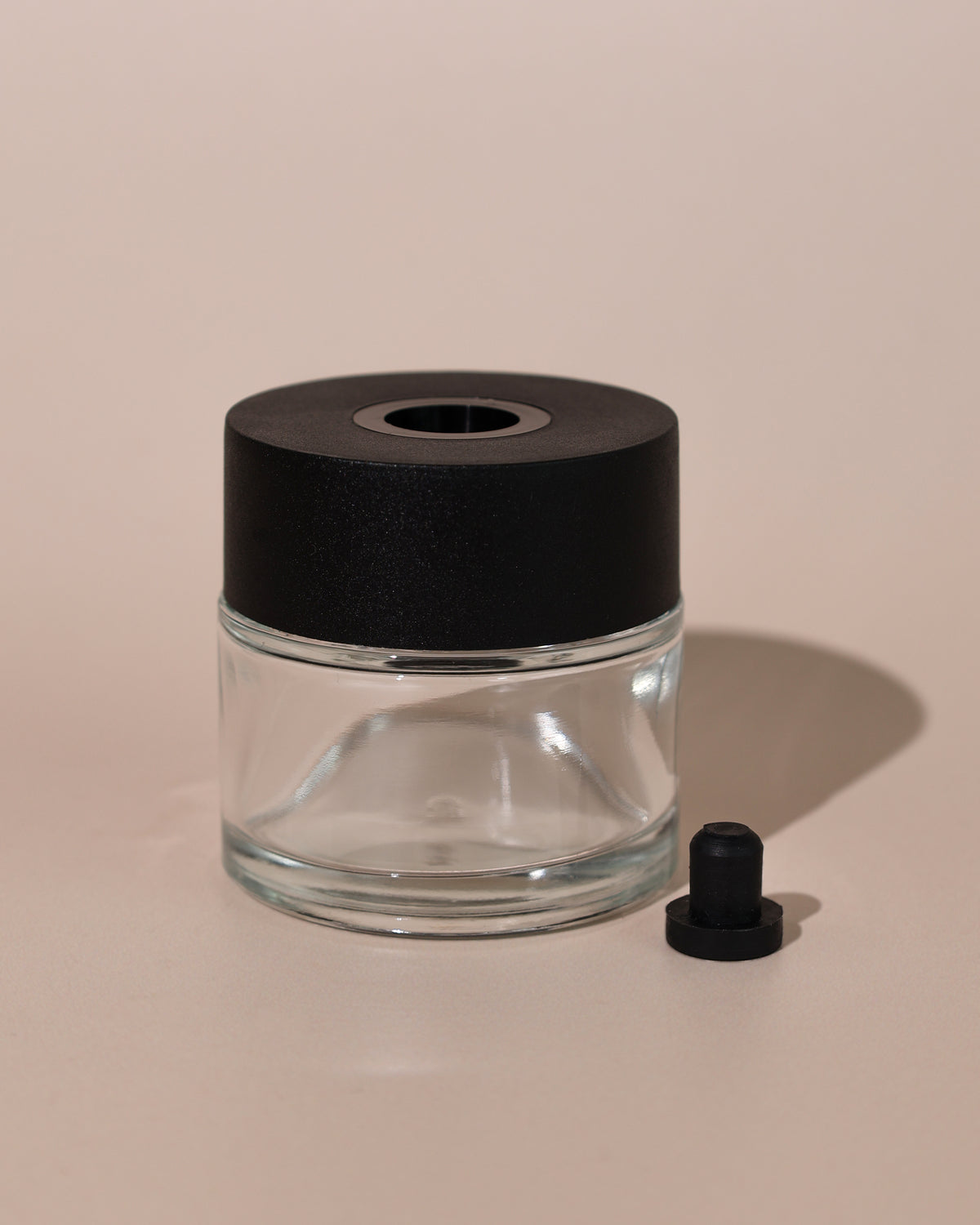 Buteleczka do dyfuzorów okrągła 60 ml - Czarna nasadka